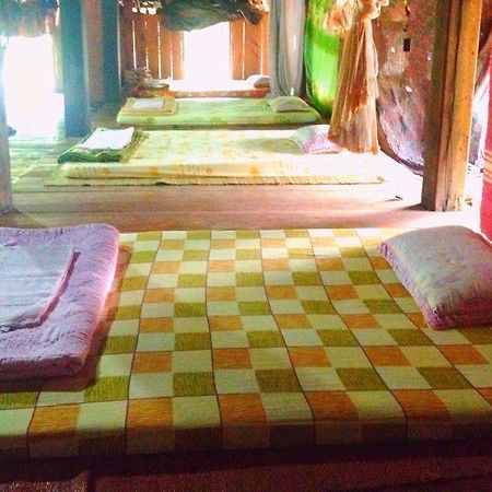 Thon Tha Tay Stilt House Appartamento Ha Giang Esterno foto